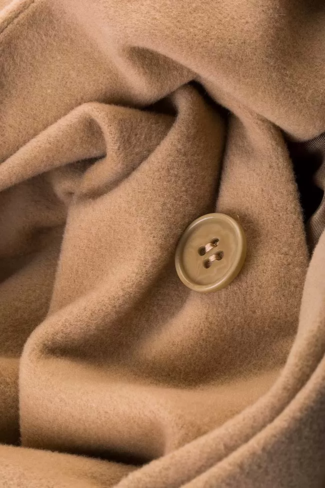 Acob a Porter Manteau en laine avec cordon