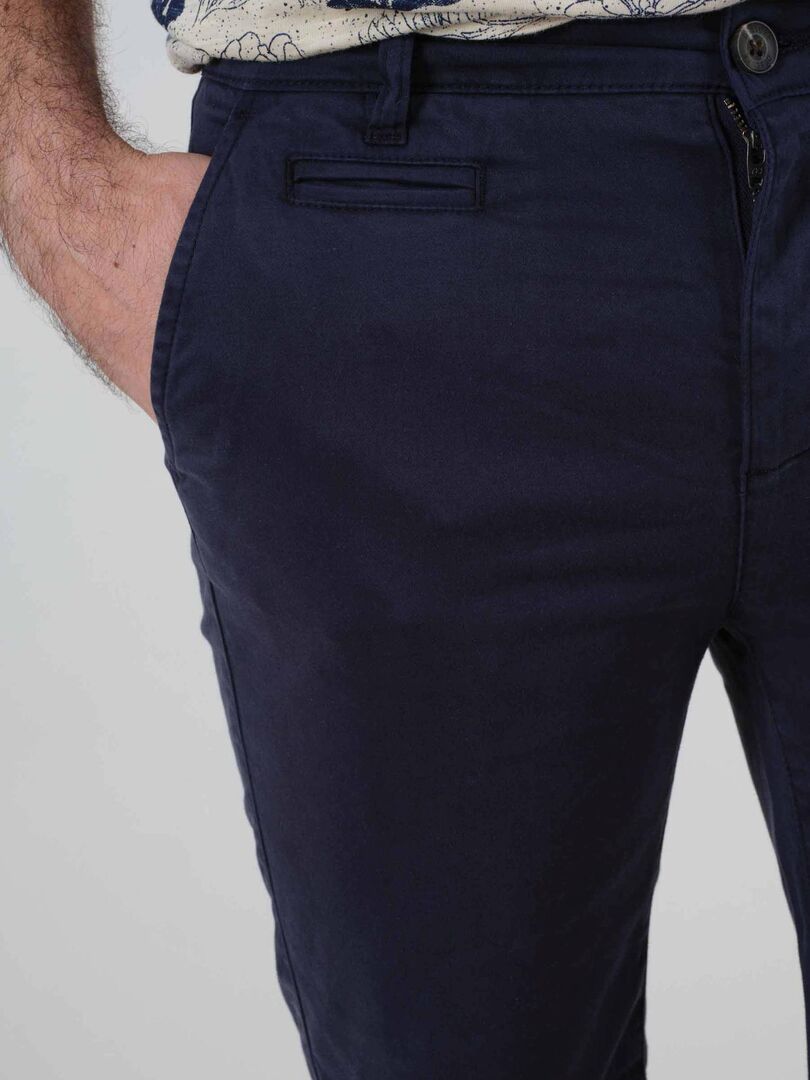 Bermuda pour homme avec poche à l'italienne 'Deeluxe' - Bleu marine