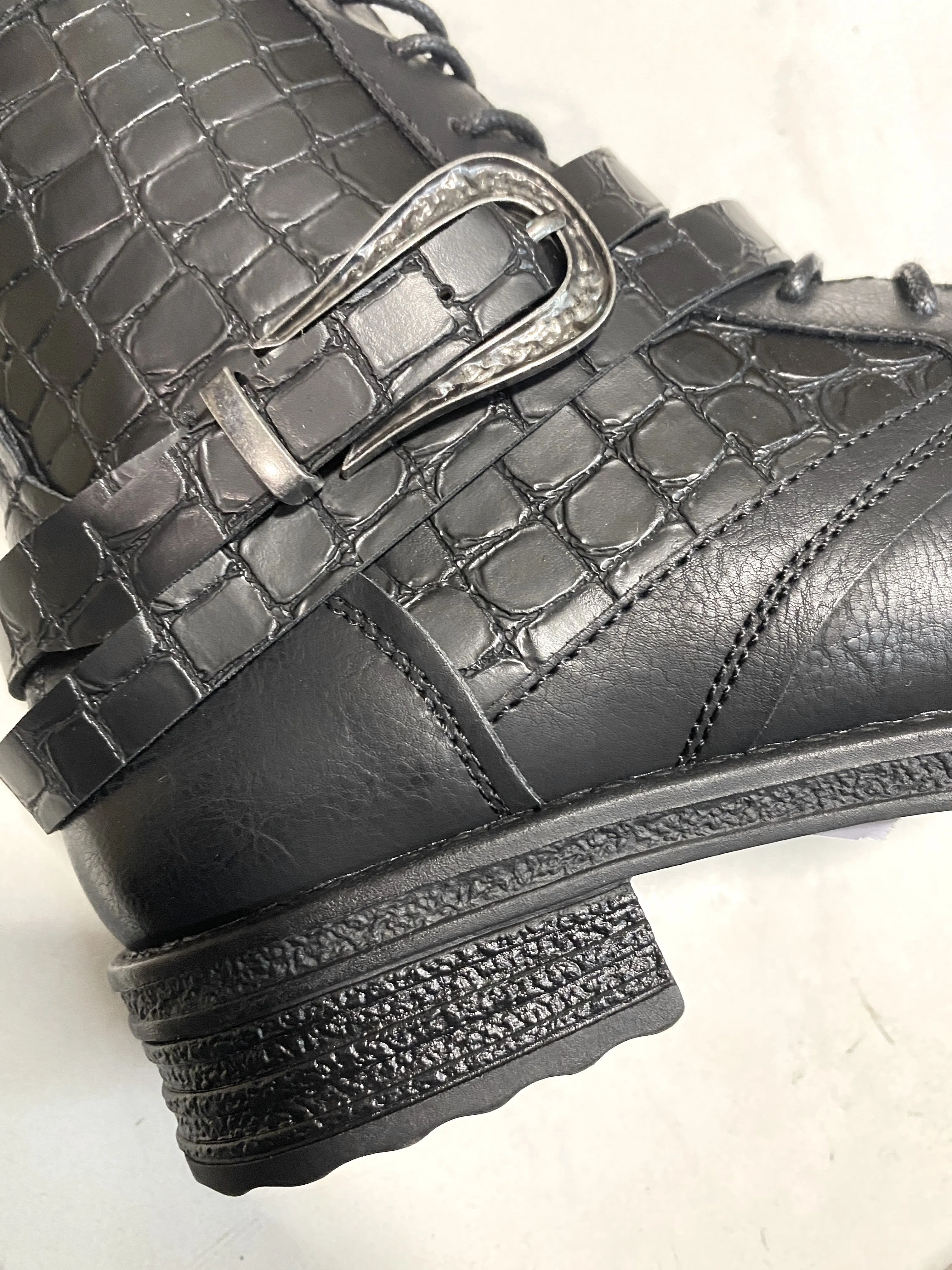 Bottines effet écailles boots CHARLOTTE (x12)