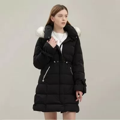 Doudoune matelassée pour femme avec bordure capuche en fourrure synthétique 