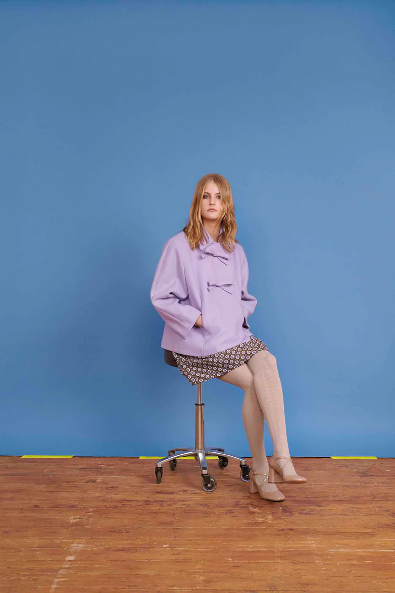 Manteau court évasé en tissu caban-laine cachemire