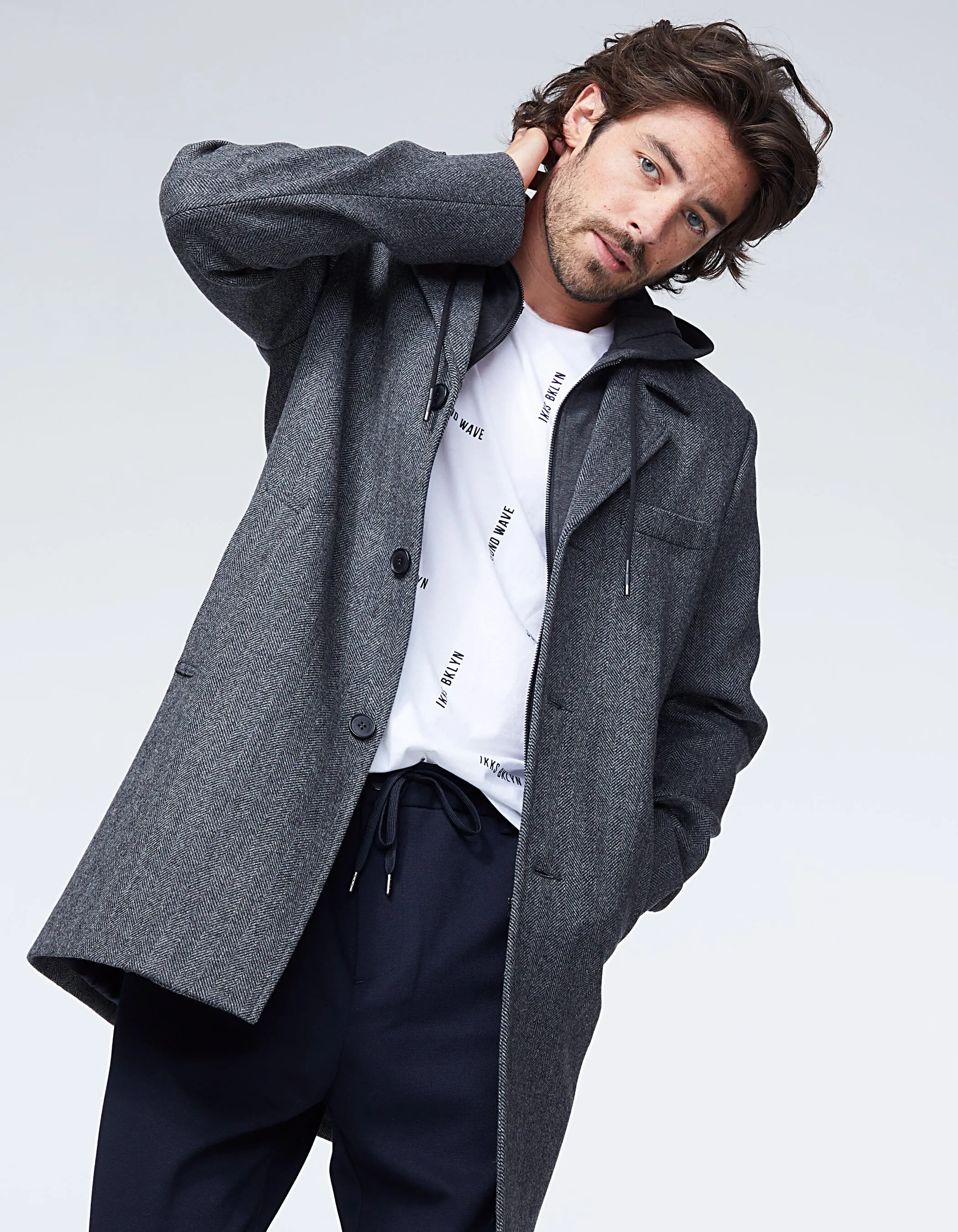 Manteau gris souris à chevrons à capuche Homme