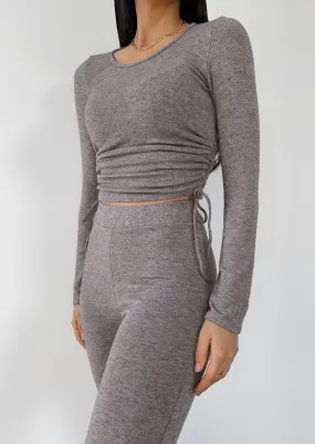 Pull froncé sur les côtés taupe