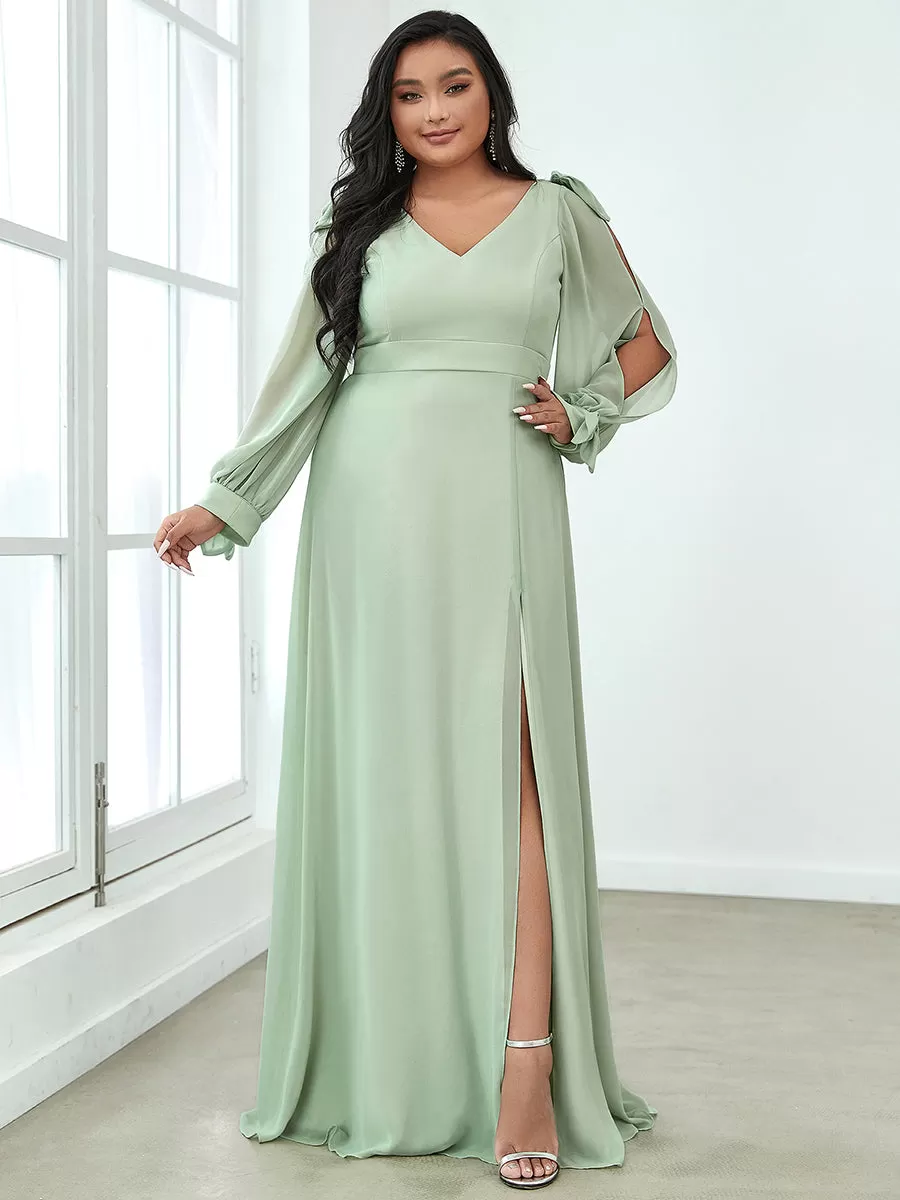 Robe de demoiselle d'honneur fendue à manches longues et col en V de grande taille