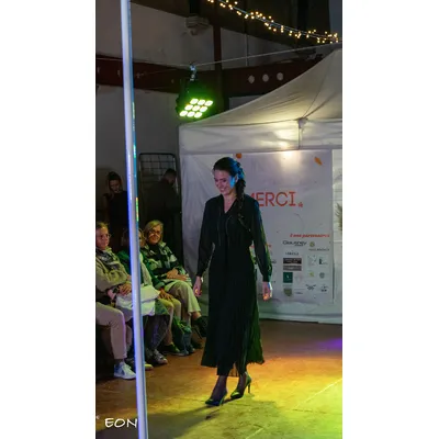 ROBE LONGUE PLISSÉE - NOIR - IKKS WOMEN