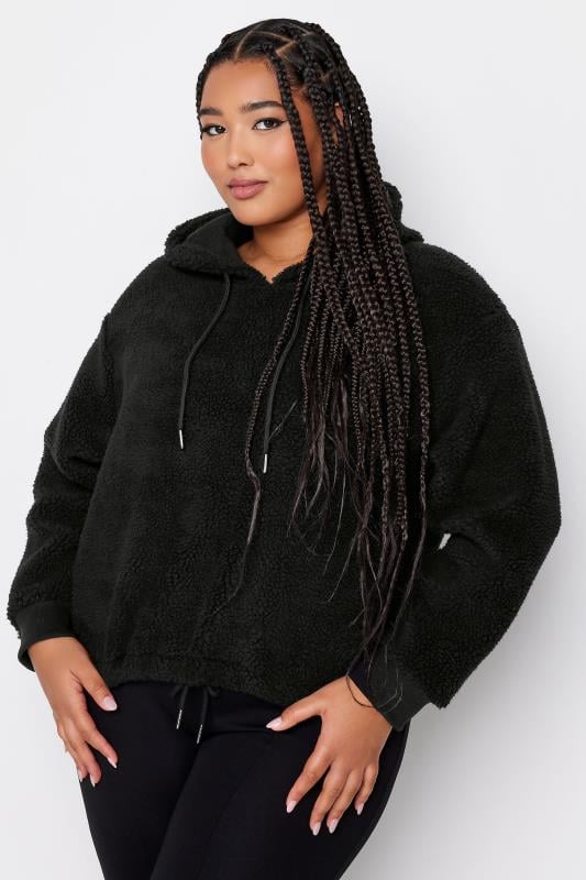 YOURS - Pull Noir Polaire Court en Peluche